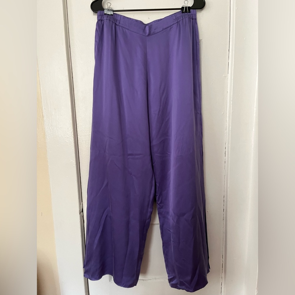 Lunya Silk Pajama Pants in Flying Fig (Purple); Large. - Picture 2 of 7